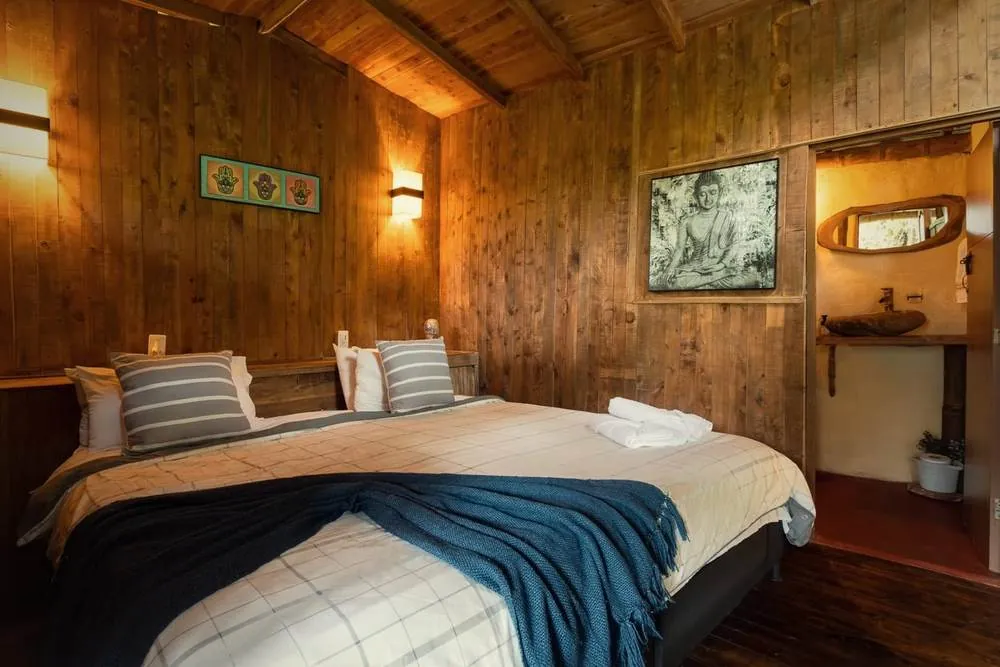 Habitación de la Cabaña Privada del Bosque