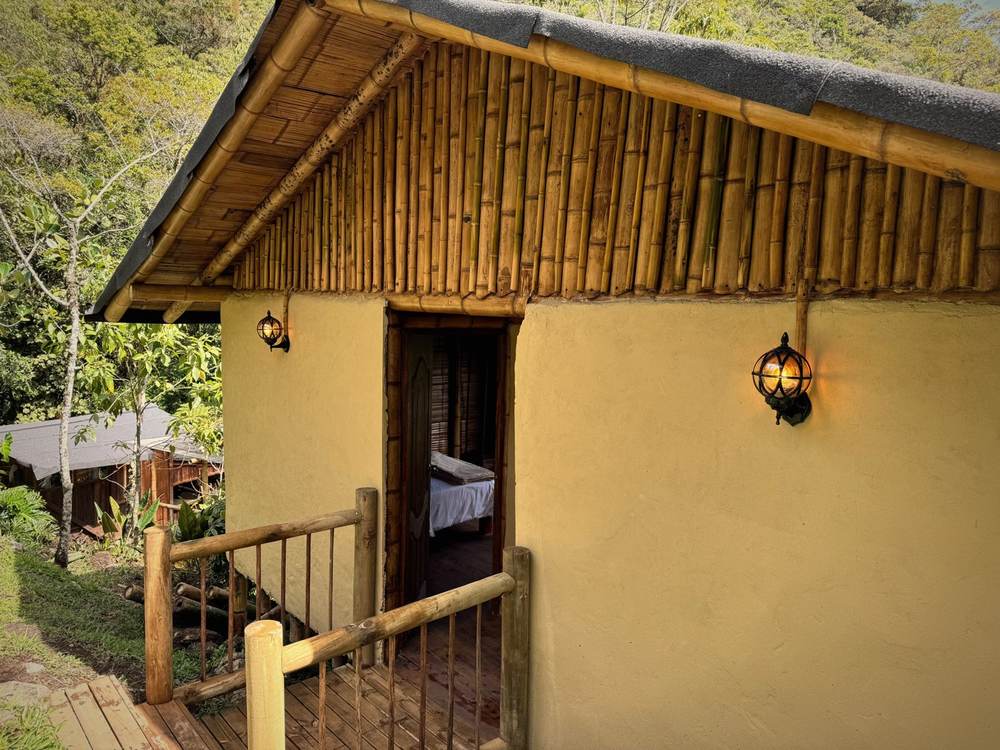 Private Room cabin exterior
