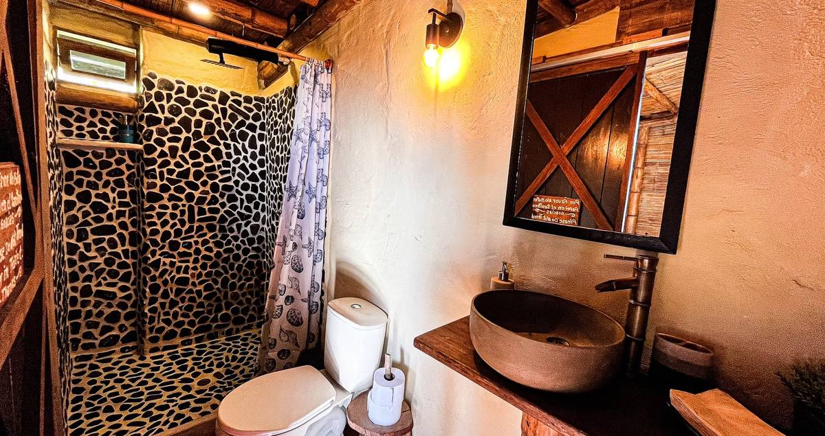 Shared Twin Room bathroom